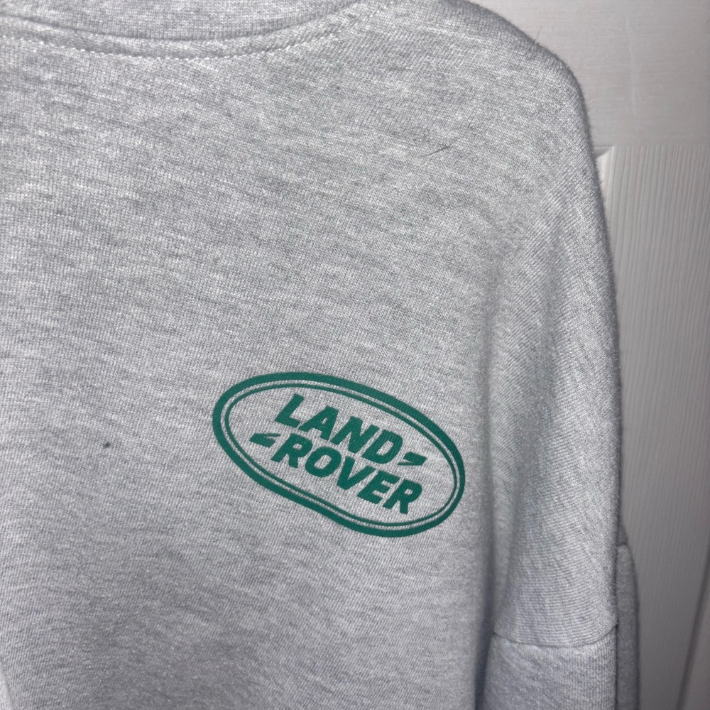 Land Rover Hoodie - Picture 2 of 3